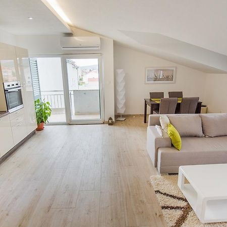 Apartment Grabovac Kaštela Δωμάτιο φωτογραφία