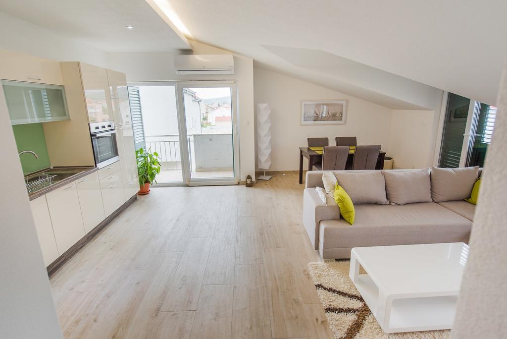 Apartment Grabovac Kaštela Δωμάτιο φωτογραφία