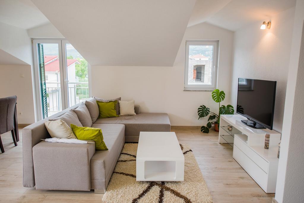 Apartment Grabovac Kaštela Εξωτερικό φωτογραφία