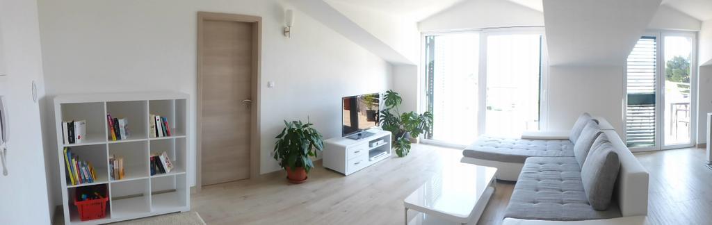 Apartment Grabovac Kaštela Εξωτερικό φωτογραφία