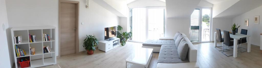 Apartment Grabovac Kaštela Εξωτερικό φωτογραφία